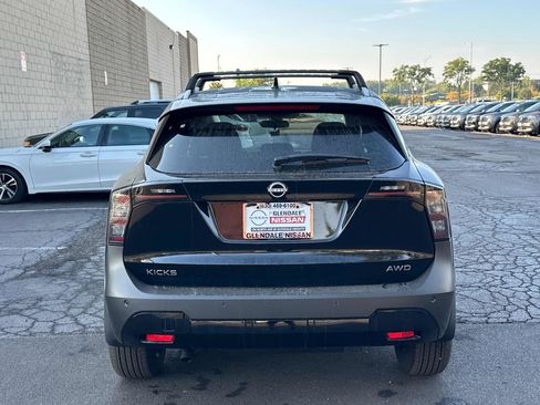 New 2026 Nissan Kicks SV w/ SV Premium Package image 5