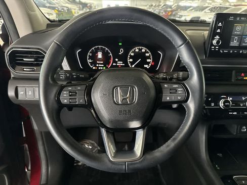 Used 2025 Honda Pilot EX-L image 14