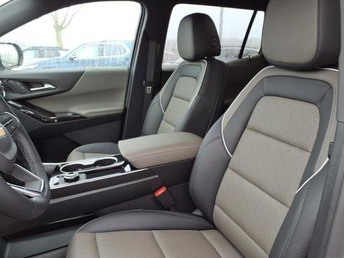 New 2026 Chevrolet Equinox LT w/ Convenience Package II image 13