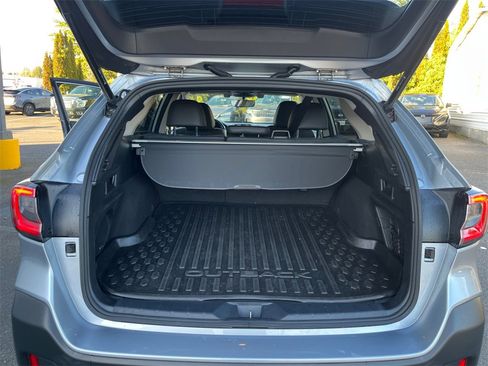 Used 2022 Subaru Outback Limited image 24