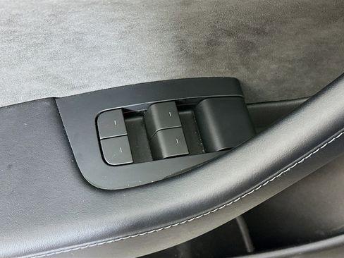 Used 2023 Tesla Model 3 Standard Range RWD image 15