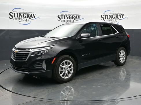 Used 2024 Chevrolet Equinox LT AWD/4WD image 3