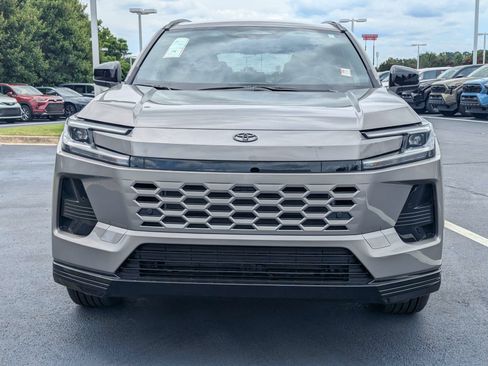Used 2026 Toyota RAV4 SE AWD/4WD image 9