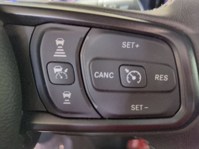 Used 2026 Jeep Gladiator Mojave AWD/4WD image 16