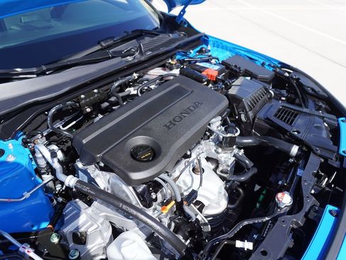 Used 2025 Honda Civic Sport image 4