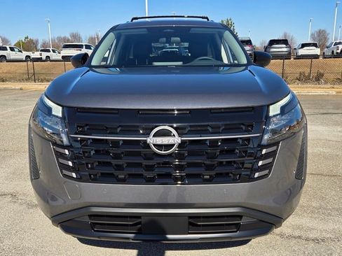 New 2026 Nissan Pathfinder SV image 2