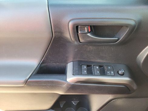 Certified 2021 Toyota Tacoma SR5 image 15