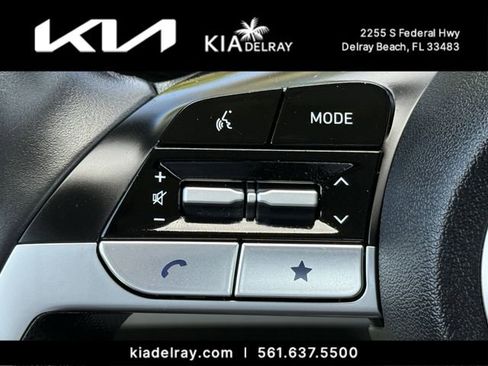 Used 2024 Hyundai Elantra Limited FWD image 27