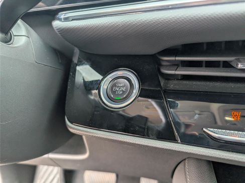 Used 2024 Buick Envision Preferred AWD/4WD image 19
