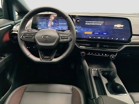 New 2026 Chevrolet Equinox EV RS FWD image 25