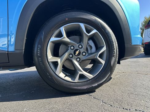 New 2026 Chevrolet Trax LT w/ Driver Confidence Package image 14