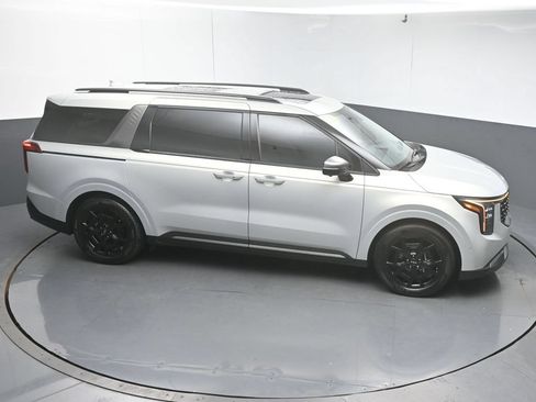 Used 2025 Kia Carnival SX Prestige FWD image 46