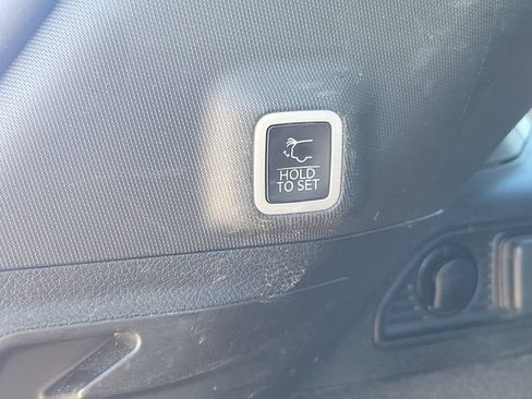 Used 2022 Jeep Grand Cherokee Summit AWD/4WD image 14