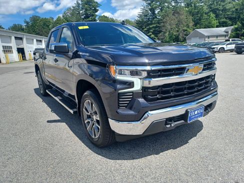 Used 2022 Chevrolet Silverado 1500 LT w/ All Star Edition Plus AWD/4WD image 2