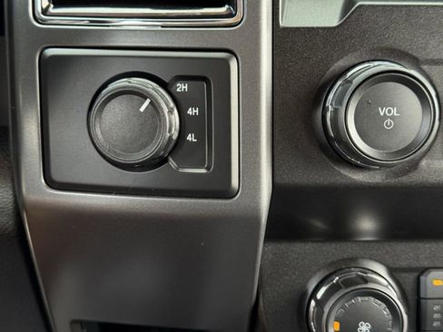 Certified 2019 Ford F150 XLT w/ Equipment Group 302A Luxury image 19