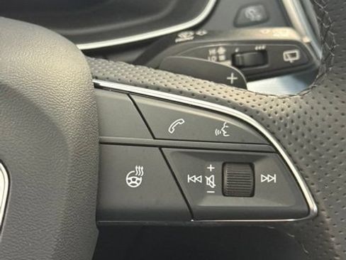 Used 2024 Audi Q5 2.0T Premium Plus AWD/4WD image 9