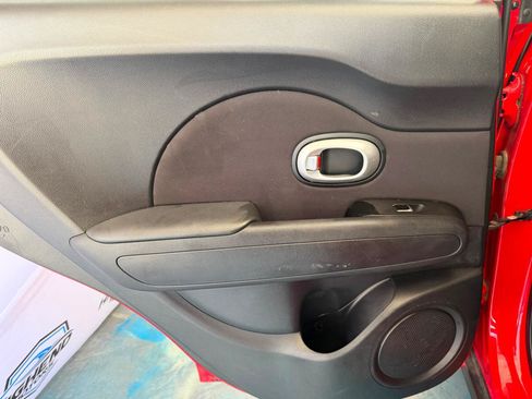 Used 2019 Kia Soul + FWD image 16