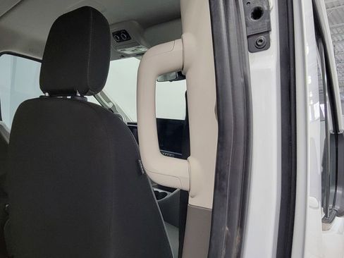Used 2023 Ford Transit 350 XLT image 19