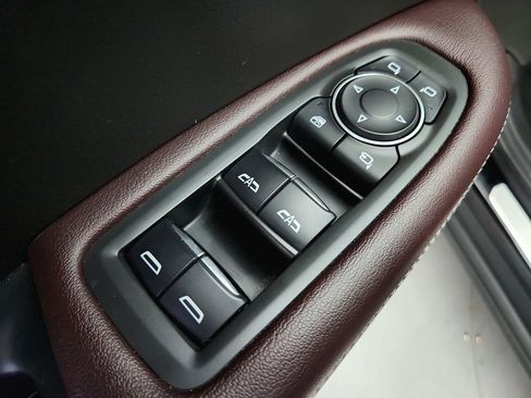 Used 2021 Cadillac XT6 Premium Luxury FWD image 26