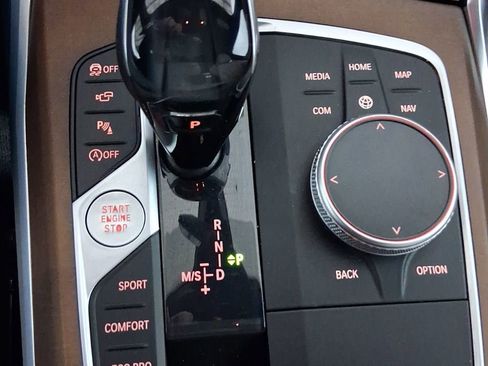 Used 2021 BMW 330i Sedan w/ Premium Package image 26