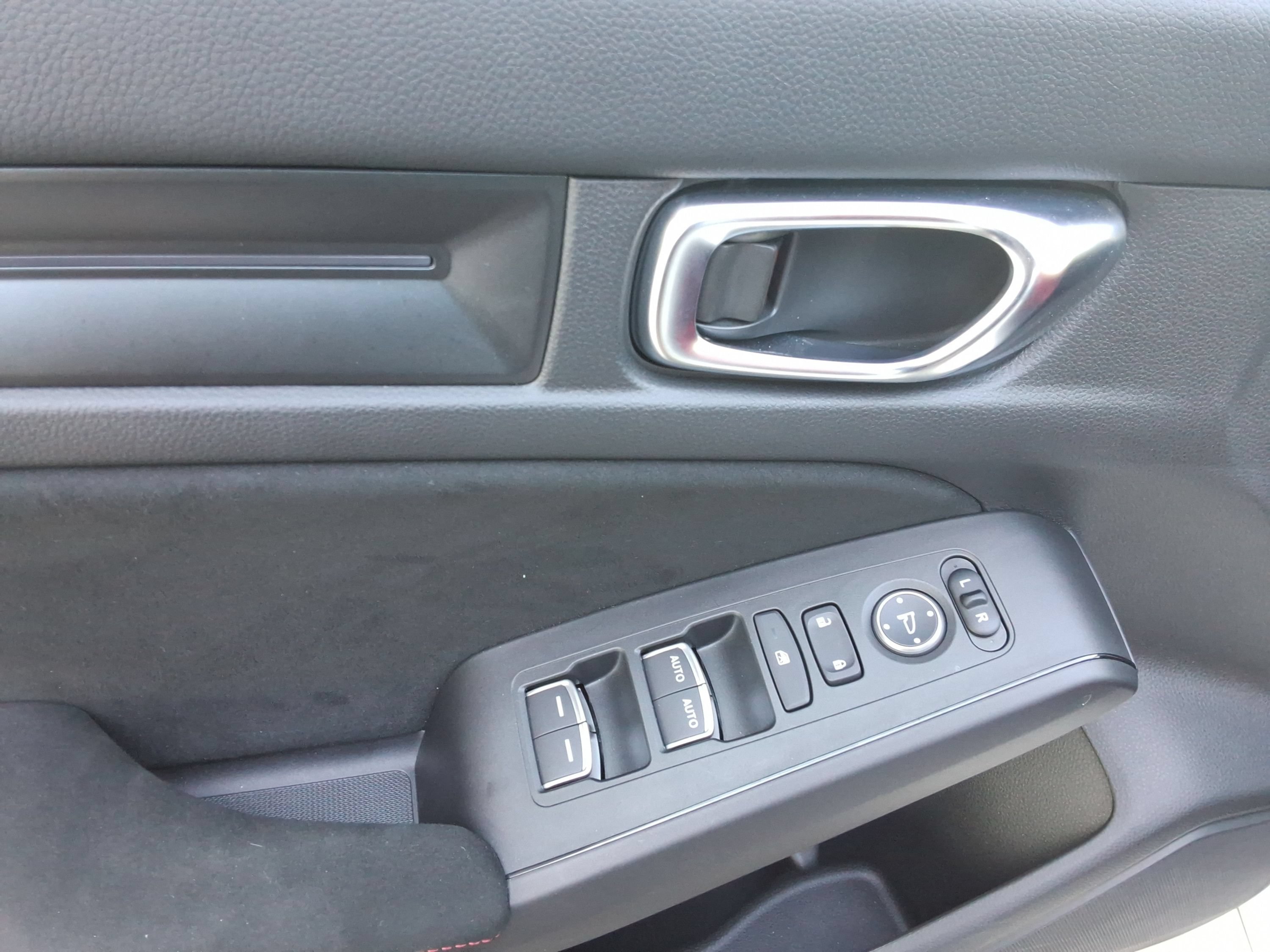 Used 2025 Honda Civic Type R image 32