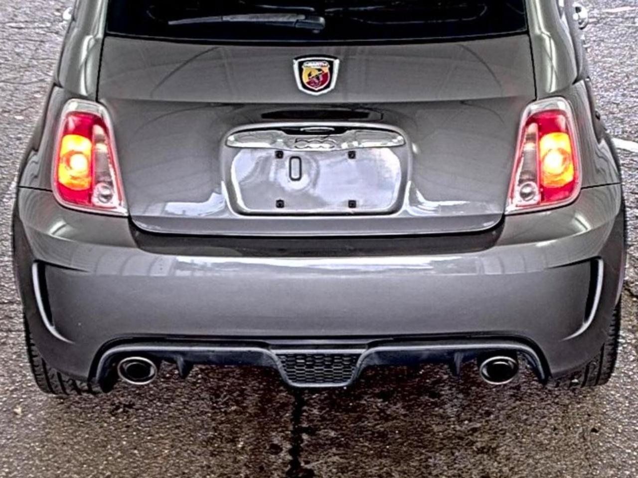 Used 2013 FIAT 500 Abarth w/ Comfort/Convenience Group FWD image 12