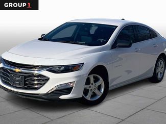 Used 2022 Chevrolet Malibu LS video 1