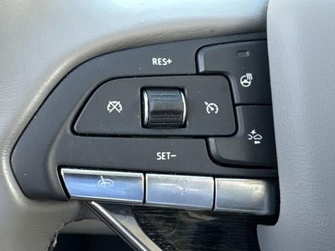 Used 2023 Cadillac XT6 Premium Luxury w/ Technology Package FWD image 29