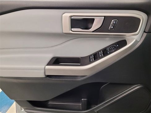 Used 2023 Ford Explorer XLT w/ Equipment Group 202A image 26