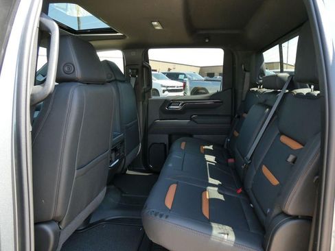 New 2026 GMC Sierra 1500 AT4 w/ AT4 Premium Package AWD/4WD image 14