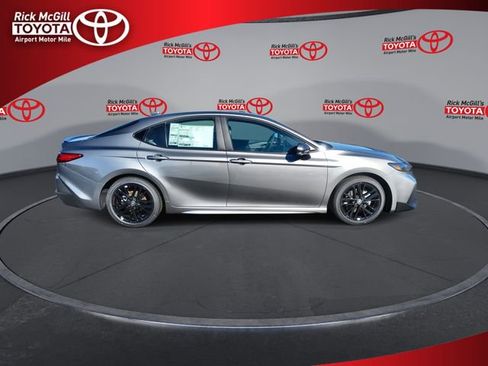 New 2026 Toyota Camry SE FWD image 9