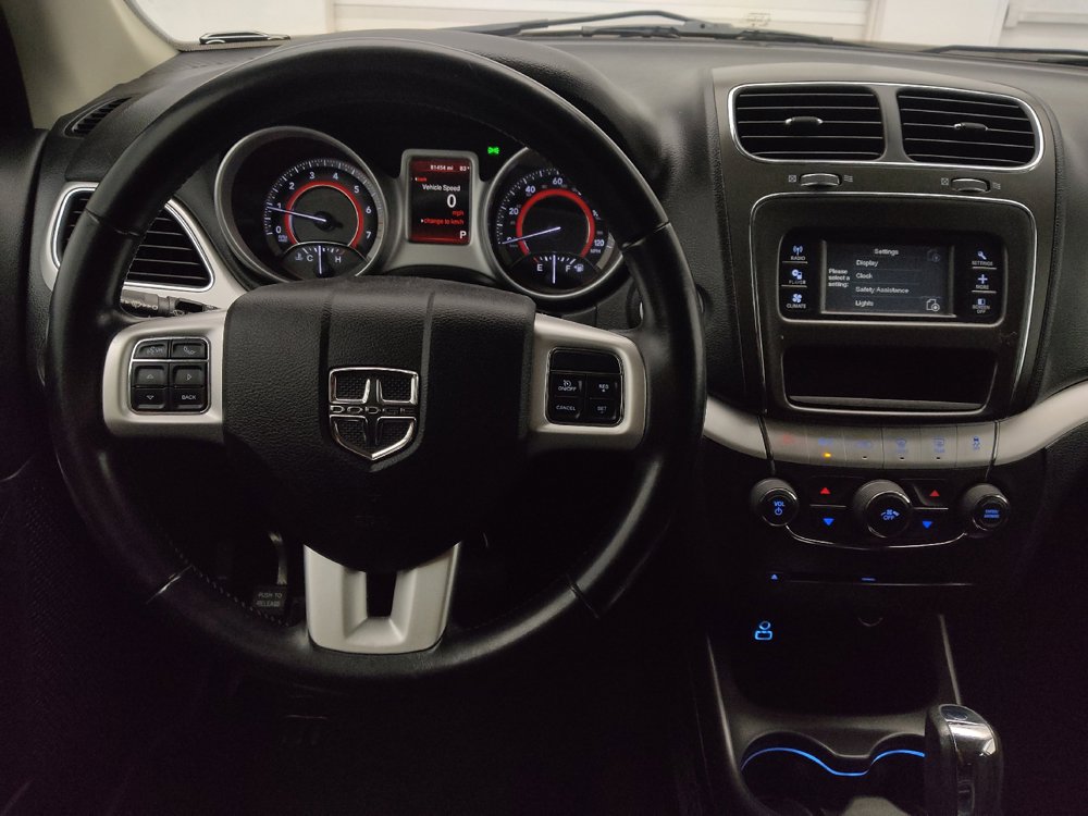 Used 2020 Dodge Journey SE w/ SE Popular Equipment Group FWD image 22