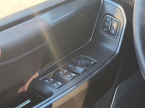 Certified 2023 Ford F150 Lariat w/ Equipment Group 502A High image 11