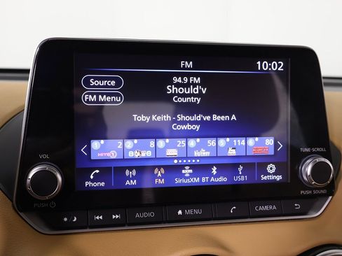 Used 2021 Nissan Sentra SV w/ SV Premium Package image 44