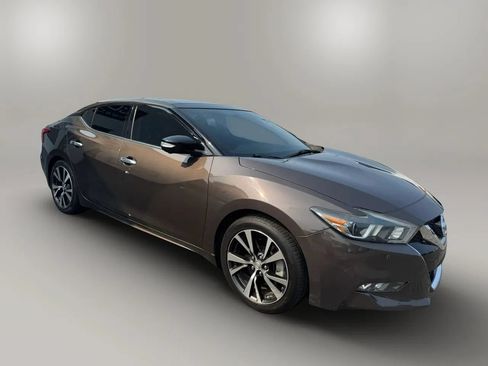 Used 2016 Nissan Maxima Platinum FWD image 4