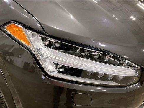 Certified 2023 Volvo XC90 B6 Ultimate image 31