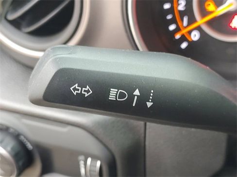 Certified 2023 Jeep Gladiator Sport S image 26