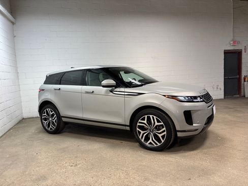 Used 2023 Land Rover Range Rover Evoque S AWD/4WD image 5