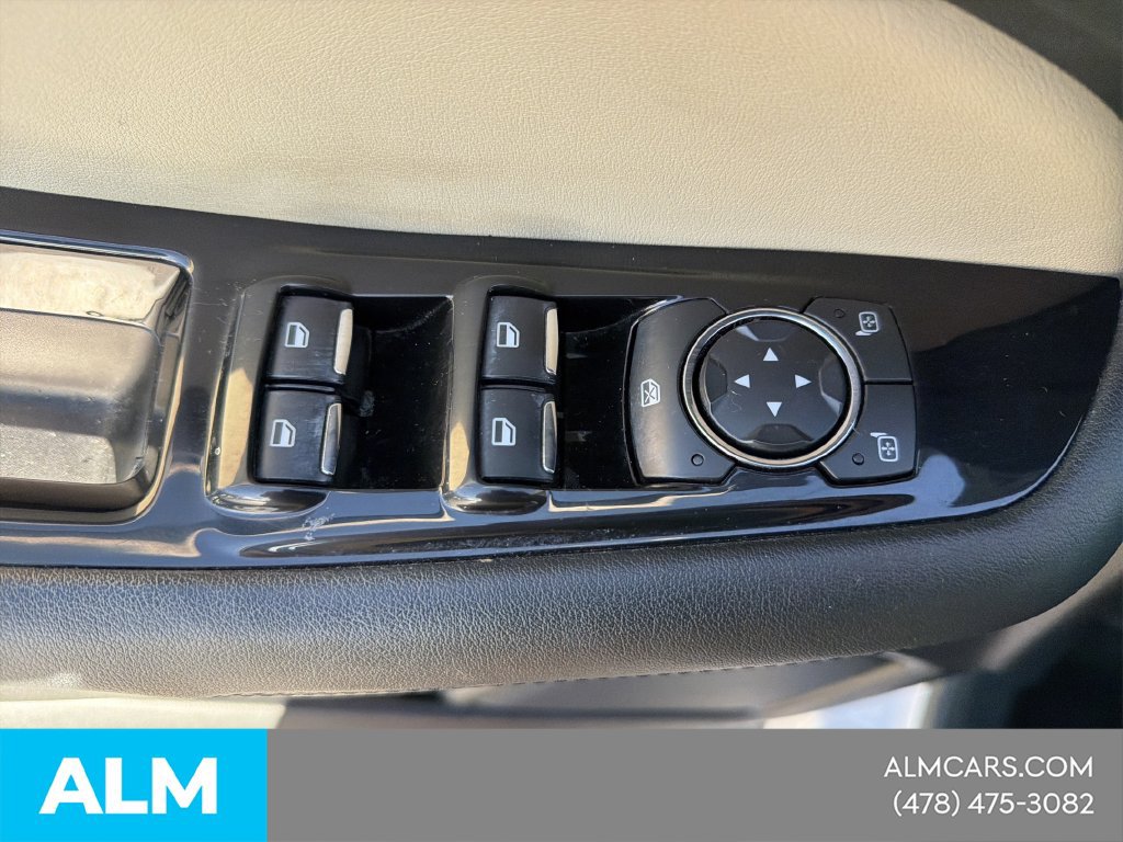 Used 2019 Ford Edge SEL w/ Equipment Group 201A FWD image 17