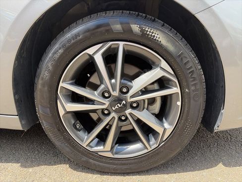 Used 2024 Kia Forte LXS w/ LXS Technology Package FWD image 26