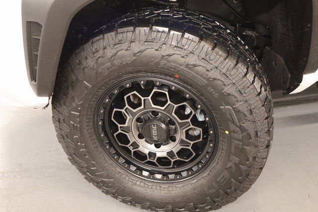 New 2026 Toyota 4Runner TRD Off-Road AWD/4WD image 9