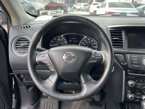 Used 2020 Nissan Pathfinder SV w/ Rock Creek Edition image 15