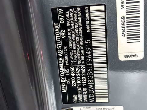 Used 2020 Mercedes-Benz C 63 AMG Coupe image 27