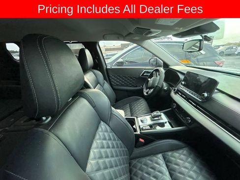 Used 2024 Mitsubishi Outlander SEL AWD/4WD image 3