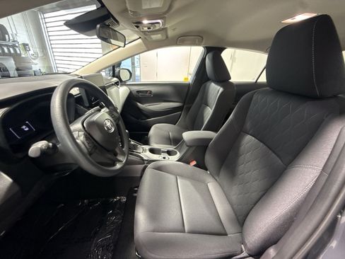 Used 2026 Toyota Corolla LE FWD image 14