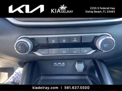 Used 2023 Nissan Altima 2.5 SV image 19