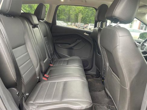 Used 2015 Ford Escape Titanium w/ Equipment Group 301A AWD/4WD image 13