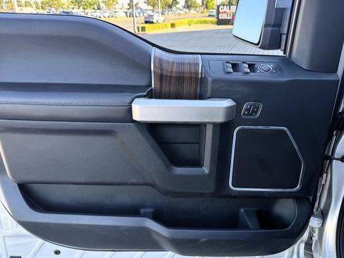 Used 2015 Ford F150 Lariat AWD/4WD image 13