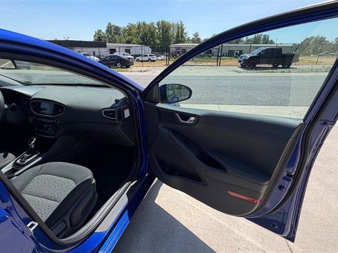Used 2019 Hyundai Ioniq Blue FWD image 20