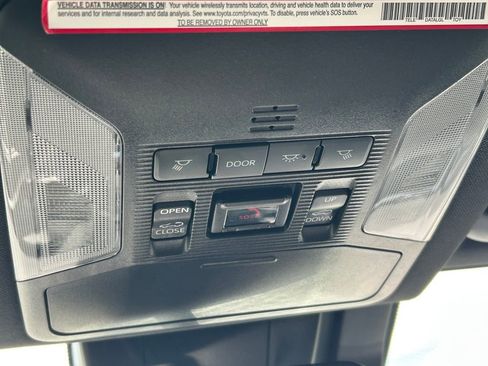 Used 2024 Toyota RAV4 SE w/ Convenience Package AWD/4WD image 20